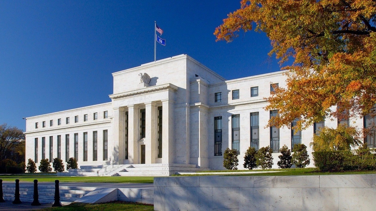 All 32 US banks pass Fed stress test as higher rate assumptions offset growing credit losses
