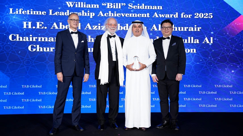 Abdul Aziz Al Ghurair, Mashreq Bank chairman, receives the William “Bill” Seidman Lifetime Leadership Achievement Award